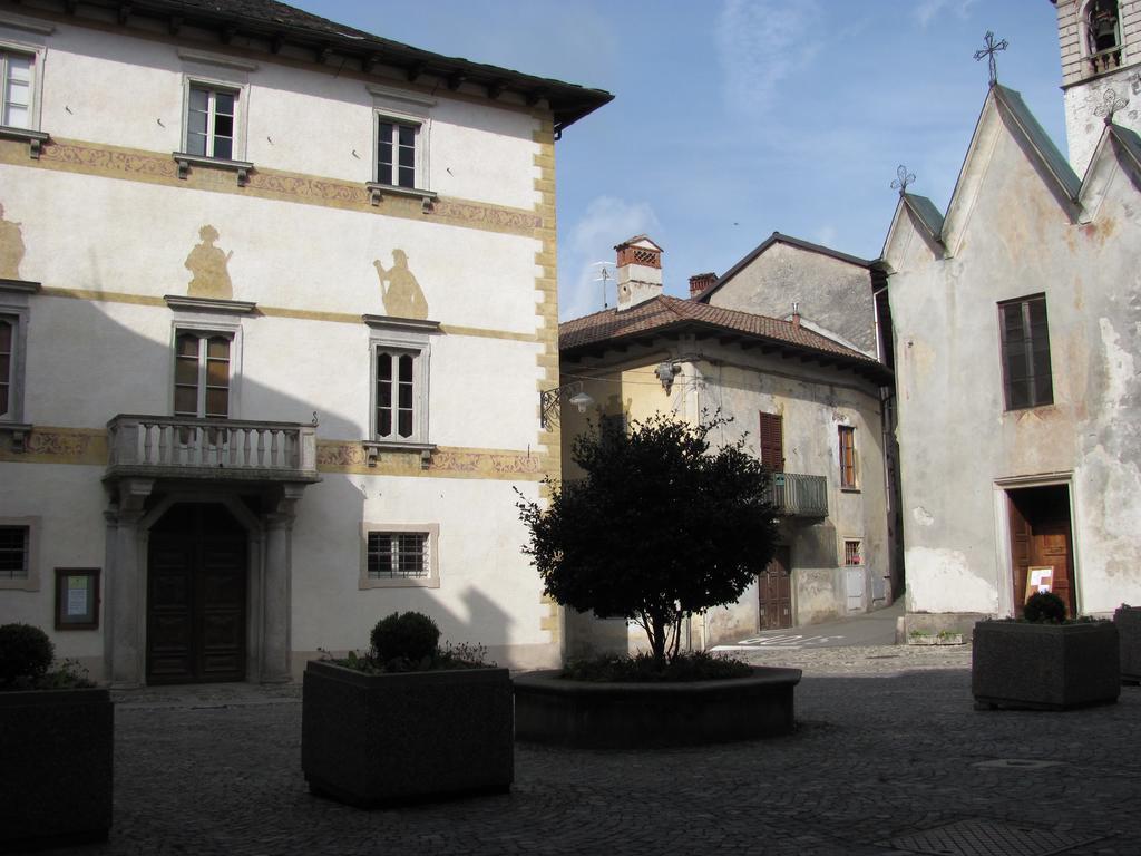 Albergo La Genzianella Miasino Exterior foto